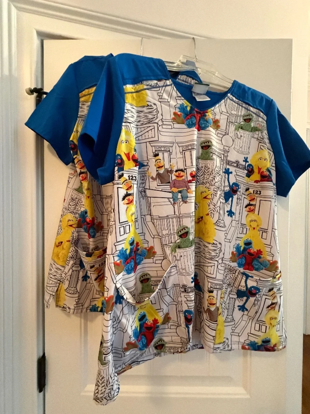 *LOT OF 7* Women' SCRUB TOPS* Great condition*
